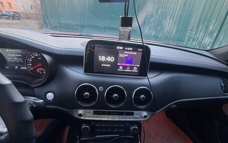KIA Stinger I, 2018 год, 1 800 000 рублей, 9 фотография
