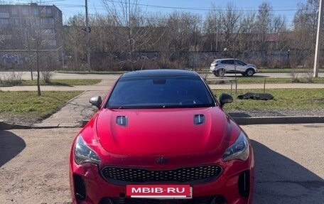 KIA Stinger I, 2018 год, 1 800 000 рублей, 3 фотография