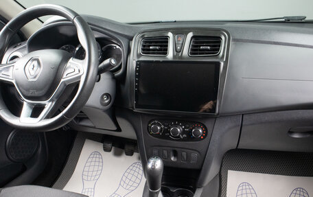 Renault Logan II, 2018 год, 829 000 рублей, 9 фотография