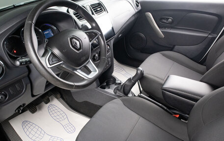 Renault Logan II, 2018 год, 829 000 рублей, 14 фотография