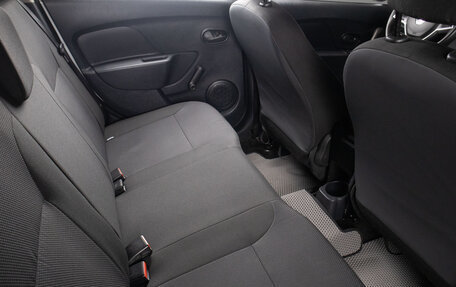 Renault Logan II, 2018 год, 829 000 рублей, 18 фотография