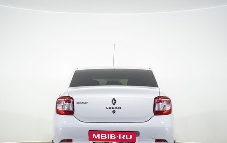 Renault Logan II, 2018 год, 829 000 рублей, 6 фотография