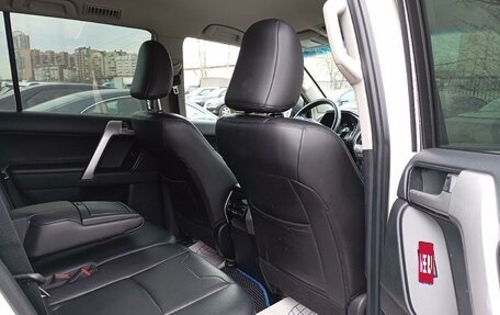 Toyota Land Cruiser Prado 150 рестайлинг 2, 2021 год, 5 350 000 рублей, 16 фотография