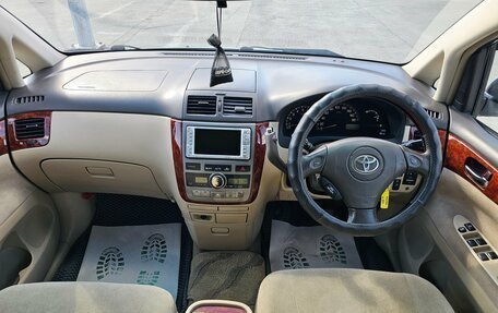 Toyota Ipsum II, 2003 год, 799 000 рублей, 15 фотография