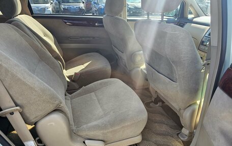 Toyota Ipsum II, 2003 год, 799 000 рублей, 11 фотография