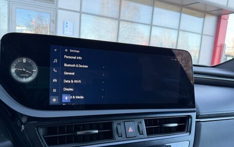 Lexus ES VII, 2024 год, 3 650 000 рублей, 10 фотография