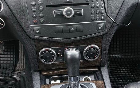 Mercedes-Benz C-Класс, 2008 год, 980 000 рублей, 15 фотография