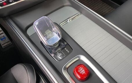 Volvo XC60 II, 2025 год, 4 680 000 рублей, 10 фотография