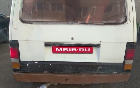 Mazda Bongo III, 1989 год, 150 000 рублей, 1 фотография