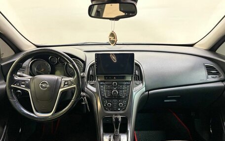 Opel Astra J, 2010 год, 520 000 000 рублей, 7 фотография