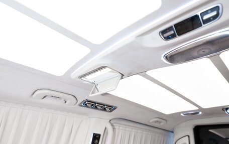 Mercedes-Benz V-Класс, 2025 год, 35 880 000 рублей, 22 фотография