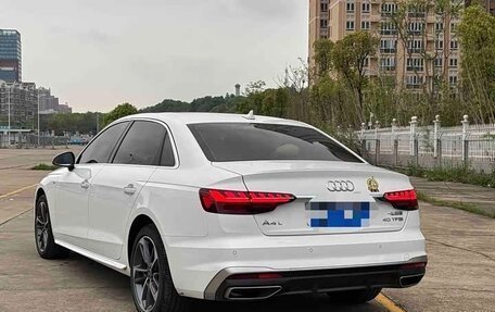 Audi A4, 2022 год, 2 650 000 рублей, 4 фотография