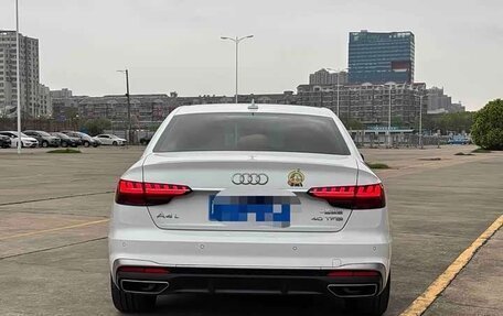 Audi A4, 2022 год, 2 650 000 рублей, 5 фотография