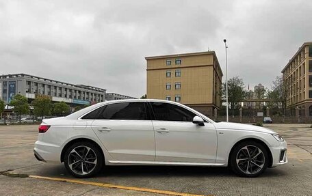 Audi A4, 2022 год, 2 650 000 рублей, 7 фотография