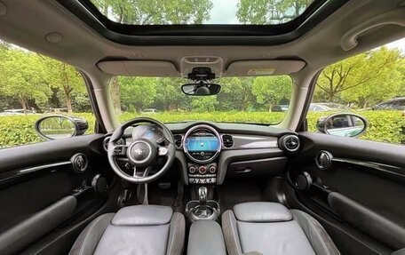 MINI Hatch, 2022 год, 2 055 000 рублей, 12 фотография