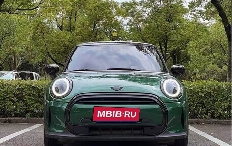 MINI Hatch, 2022 год, 2 055 000 рублей, 2 фотография