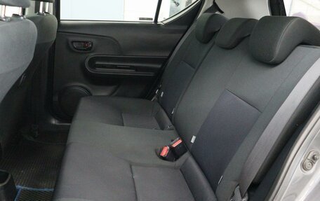 Toyota Aqua I, 2017 год, 1 200 000 рублей, 8 фотография