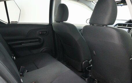 Toyota Aqua I, 2017 год, 1 200 000 рублей, 10 фотография