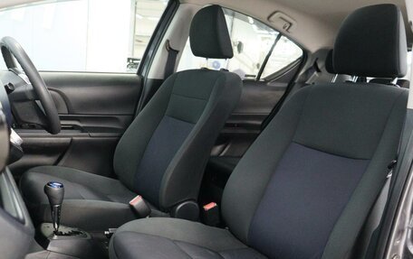 Toyota Aqua I, 2017 год, 1 200 000 рублей, 11 фотография