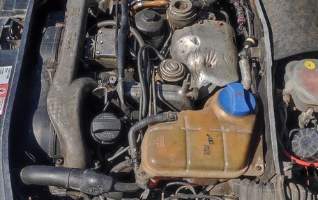 Audi A4, 2000 год, 340 000 рублей, 8 фотография