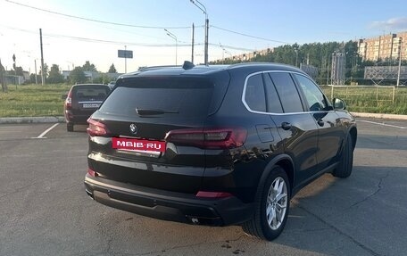 BMW X5, 2021 год, 6 300 000 рублей, 3 фотография