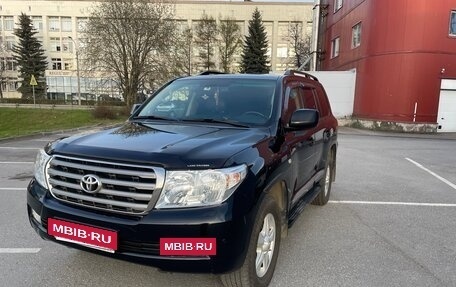 Toyota Land Cruiser 200, 2010 год, 3 500 000 рублей, 2 фотография