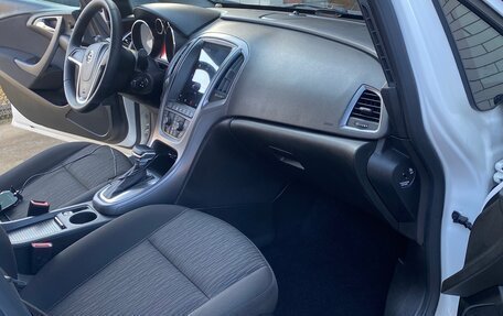 Opel Astra J, 2013 год, 850 000 рублей, 10 фотография