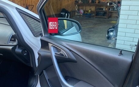 Opel Astra J, 2013 год, 850 000 рублей, 11 фотография