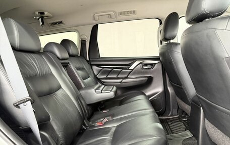 Mitsubishi Pajero Sport III рестайлинг, 2018 год, 2 999 000 рублей, 12 фотография