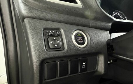 Mitsubishi Pajero Sport III рестайлинг, 2018 год, 2 999 000 рублей, 20 фотография