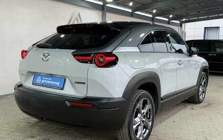 Mazda MX-30, 2020 год, 2 179 000 рублей, 5 фотография