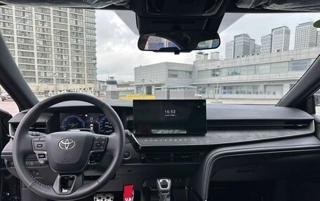 Toyota Camry, 2025 год, 4 550 000 рублей, 8 фотография