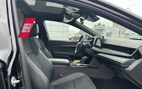 Toyota Camry, 2025 год, 4 550 000 рублей, 9 фотография