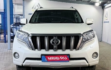 Toyota Land Cruiser Prado 150 рестайлинг 2, 2016 год, 3 850 000 рублей, 8 фотография