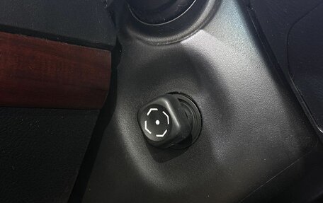 Toyota Land Cruiser Prado 150 рестайлинг 2, 2016 год, 3 850 000 рублей, 17 фотография