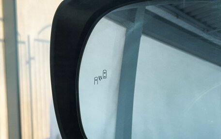 Toyota Land Cruiser Prado 150 рестайлинг 2, 2016 год, 3 850 000 рублей, 21 фотография