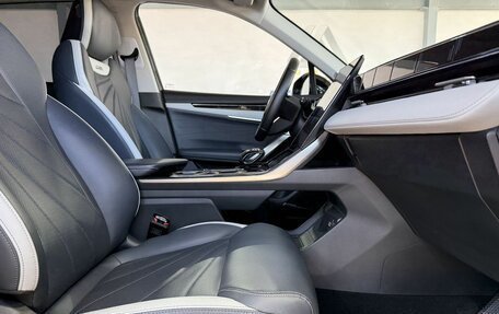 Geely Atlas, 2024 год, 2 749 000 рублей, 15 фотография