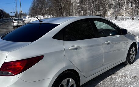 Hyundai Solaris II рестайлинг, 2016 год, 815 000 рублей, 4 фотография