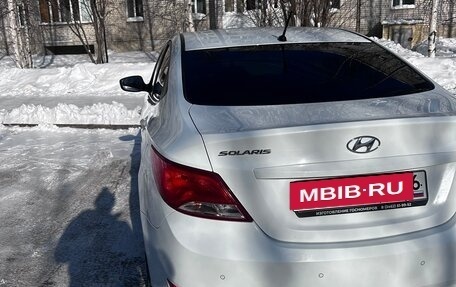 Hyundai Solaris II рестайлинг, 2016 год, 815 000 рублей, 3 фотография