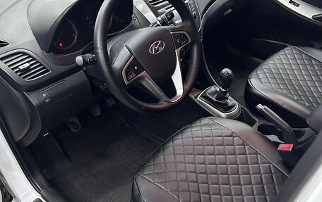 Hyundai Solaris II рестайлинг, 2016 год, 815 000 рублей, 12 фотография