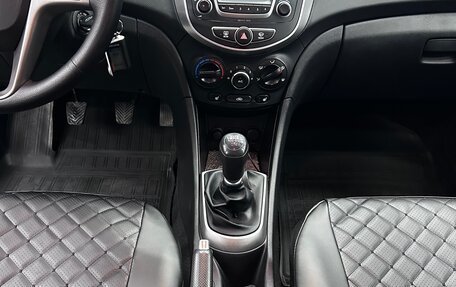 Hyundai Solaris II рестайлинг, 2016 год, 815 000 рублей, 16 фотография