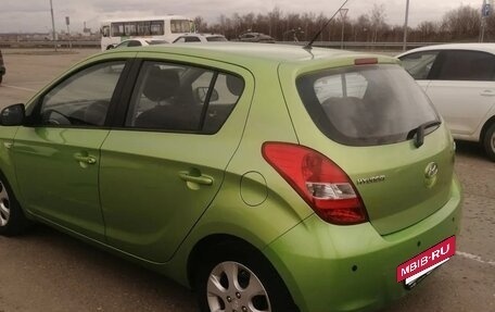 Hyundai i20 IB рестайлинг, 2010 год, 590 000 рублей, 2 фотография