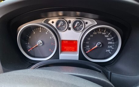 Ford Focus II рестайлинг, 2011 год, 350 000 рублей, 2 фотография