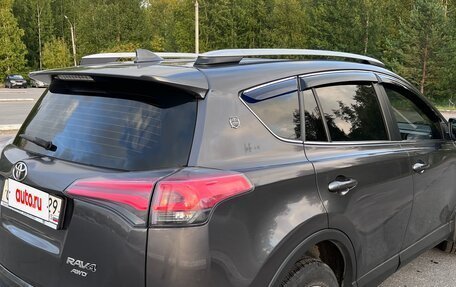 Toyota RAV4, 2016 год, 2 200 000 рублей, 5 фотография