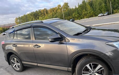 Toyota RAV4, 2016 год, 2 200 000 рублей, 2 фотография