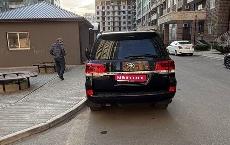 Toyota Land Cruiser 200, 2018 год, 6 480 000 рублей, 6 фотография