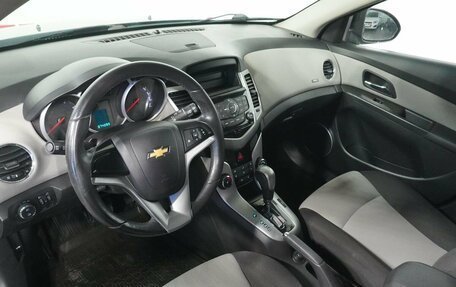 Chevrolet Cruze II, 2012 год, 950 000 рублей, 9 фотография