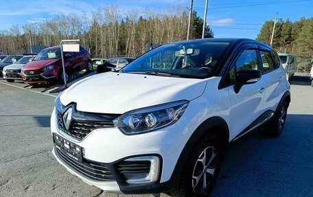 Renault Kaptur I рестайлинг, 2017 год, 1 365 000 рублей, 3 фотография