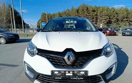 Renault Kaptur I рестайлинг, 2017 год, 1 365 000 рублей, 2 фотография