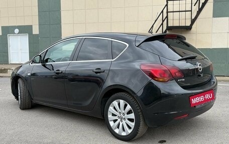 Opel Astra J, 2011 год, 665 000 рублей, 6 фотография